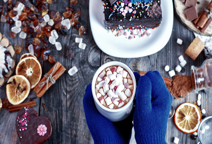 П’ять вагомих причин, які пояснюють, чому нам хочеться солодкого