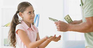 Кишенькові гроші: Як допомогти дитині заробляти на щоденні витрати